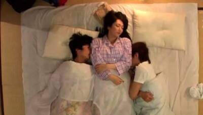 Milf asian gangbang - drtuber.com - Japan