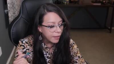 Exotic Milf In Glasses Amateur Porn Video - hclips.com