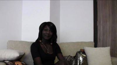 Natural Tits Black MILF Homemade Casting - drtuber.com